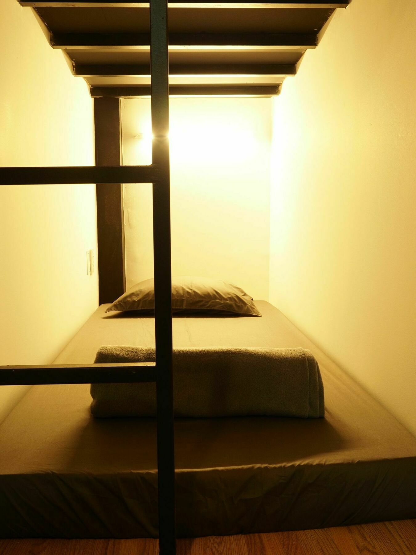 Saigon Hub Motel 3*